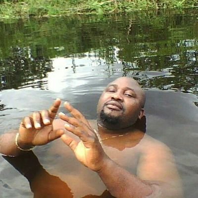 Jubrilthedaddi's profile picture. easy going dude and big all over :-)