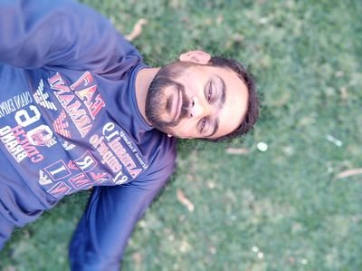 UmarFar79571639's profile picture. Lovimg