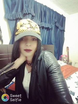 Lina496914131's profile picture. La honestidad 😊