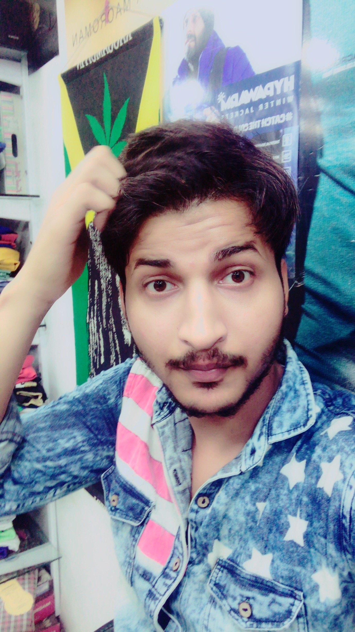 TariqueSyed2's profile picture. I m simple and straightforward person and i like straightforward person too.