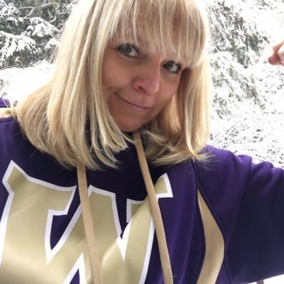 lorna18stewart's profile picture. Instigator