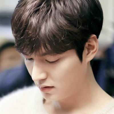 ahj01082278763's profile picture. 난.  그럴거야... 힘들어도 참아낼거야.
그게 삶이지 . 
지용지용 , 민호 화이팅 니들이 좋아.너무.