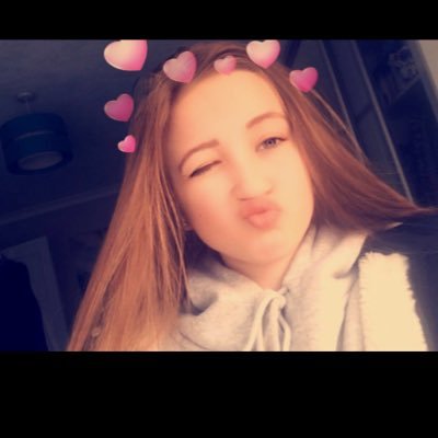 Lorna Coombs X Lornacoombs24 Twitter