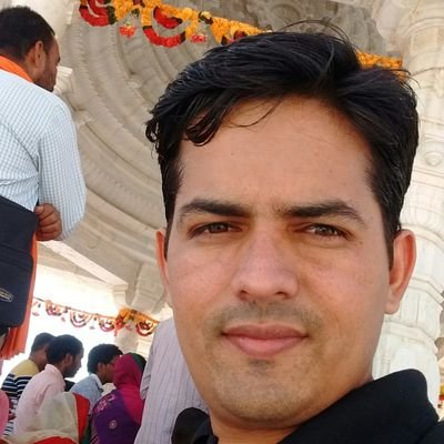 Surendr54294598's profile picture. 