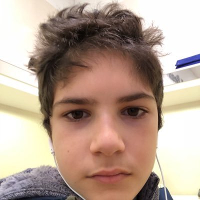 Ryan21872951's profile picture. 