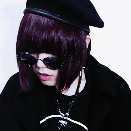 versxu's profile picture. ⋆ ᴀϙᴜᴀʀɪᴜs「photographer﹕24yo 」 ㅤ┊☾ ❛ Aɴᴅ ᴛʜᴇ sᴛᴀʀs ʟᴏᴏᴋ ᴠᴇʀʏ ᴅɪғғᴇʀᴇɴᴛ ᴛᴏᴅᴀʏ ❜ ☽ ┊ ✦ history , dogs & aliens ; 𝙬𝙞𝙣𝙙 𝙝𝙚𝙖𝙧𝙩. ㅤ› 𝗌𝗉𝖺𝖼𝖾 𝗅𝗈𝗏𝖾𝗋 : 𝖼𝖺𝗅𝗅 𝗆𝖾 𝗄𝗅𝖾𝗈 ㅤㅤㅤ⋆✧.*