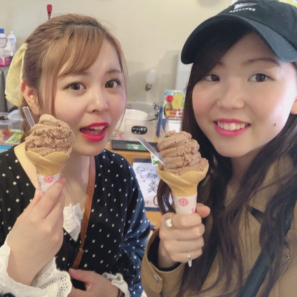 r_i_0701's profile picture. ______________🌷🦋1999.0701_💛YELLOWCHEER#８