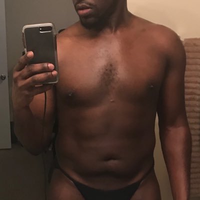 CHOCOLATE, BI ISLAND BRUH. I ❤️ LIPS, BREASTS, PUSSY, BOOTY, SEXY TOES! #LOCS #CRUISER #B8R #PUBLIC, FTM/MTF FRIENDLY. LEMME EAT, STROKE & 💦 IN IT 🤤