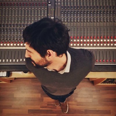 Producer & Mixing Engineer at @arcticwavestudi https://t.co/g6yRZBH0qG Sound Mix Live Engineer