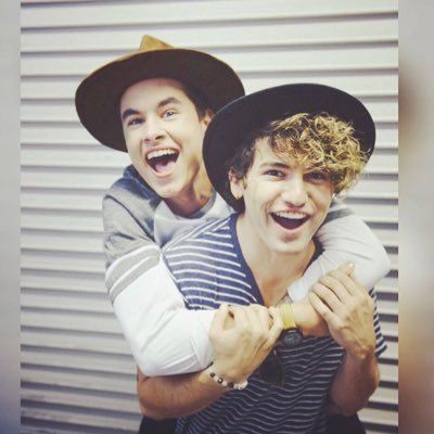 KJ53964426's profile picture. KnJ❤️