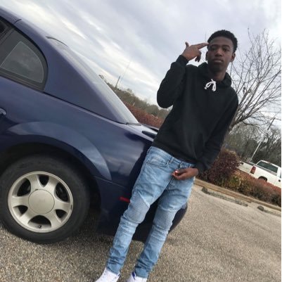 Young nigga try to make it out 100kway 💯♿️