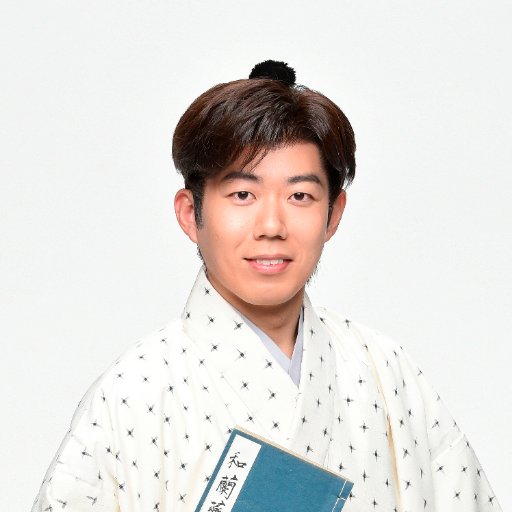 京都生まれ。役者の道を勉強中🔅 NHK連続テレビ小説 『まんぷく』野呂幸吉役で出演‼️ ＜😀次の舞台出演は😃＞蘭～緒方洪庵浪華の事件帳～　全国巡業　8月11日（日）～9月23日（月）