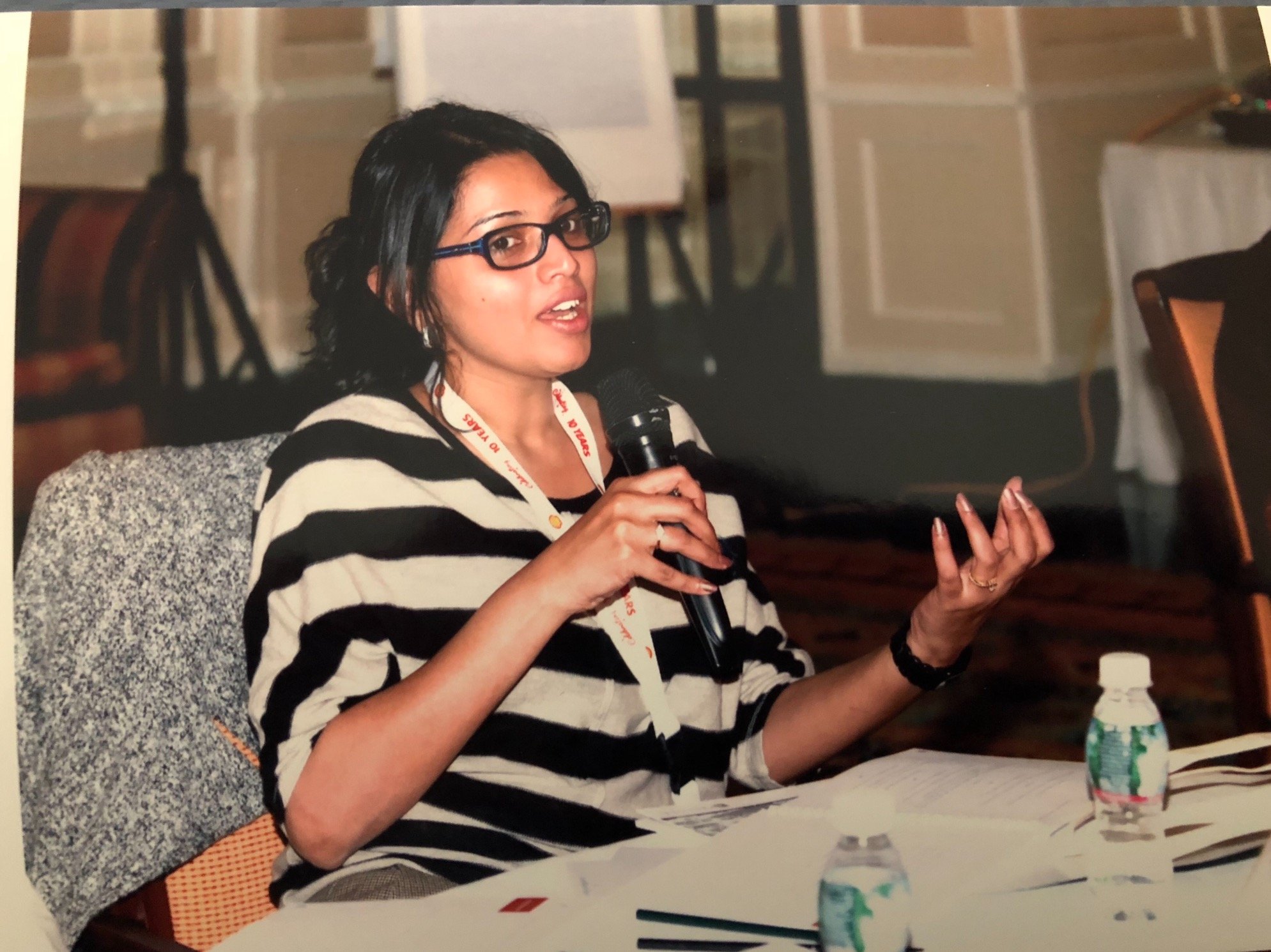 Works @ Shell. Guiltridden mother, striving to be dutiful daughter and falling short, relaxed and joyful spouse/ friend. Bipolar disorder /women networks