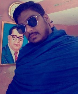 notiyal_singh's profile picture. Man