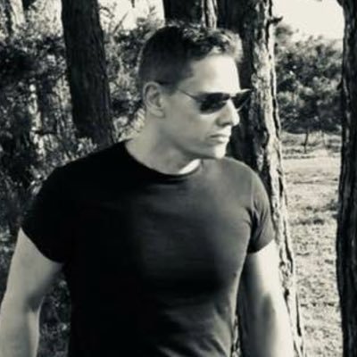 Mark Paul Perryさんのプロフィール画像