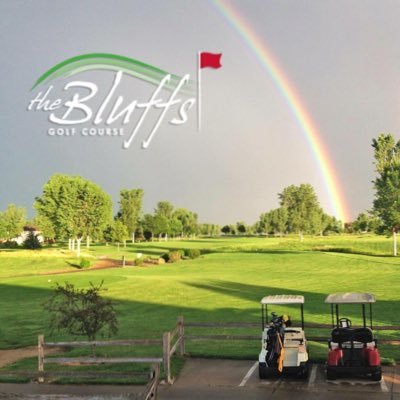 The Bluffs is an upscale 18 hole Championship golf course located in Vermillion, South Dakota on the beautiful Missouri River Bluffs.