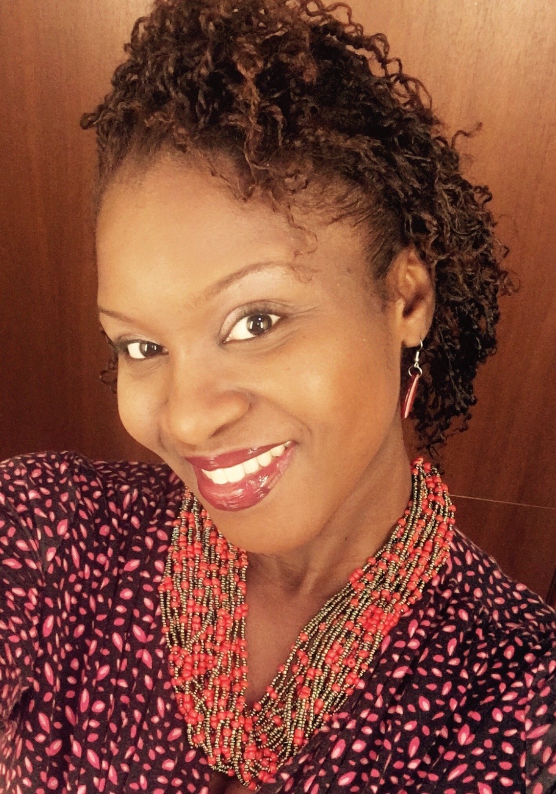 Diversity, Equity, Inclusion and Belonging, Mentoring. Youth Development.
Speaker. Educator. Visual Artist. Loving Wife and Mom of Two Rockstar Children.