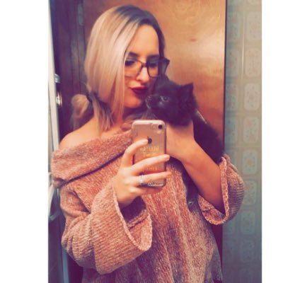 Miss_Cassss's profile picture. I can do all things through Christ who strengthens me. -Philippians 4:13 ✝ | ♡ |