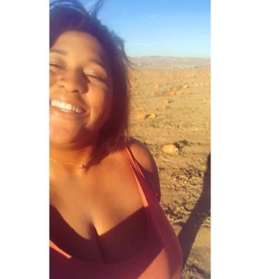 yrafricanqueen's profile picture. Classy...and maybe a little trashy