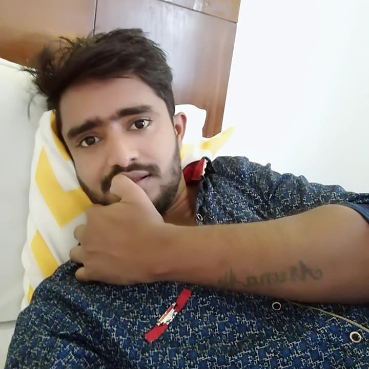 Vasu_1990's profile picture. 