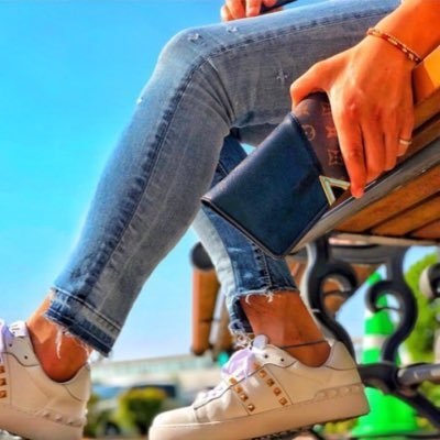 ツールやシグナルではなく、裁量で勝てる方法を月15名様限定で教えています ✨ 期間限定で無料プレゼントを配布していますので、興味のある方はご連絡下さい^ ^