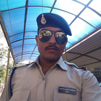 Life is verry well so injoy every moment in the life