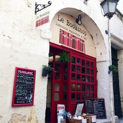 English bookstore & café in the prettiest street of Montpellier, France. Safe place. Happy place. #ruedubrasdefer