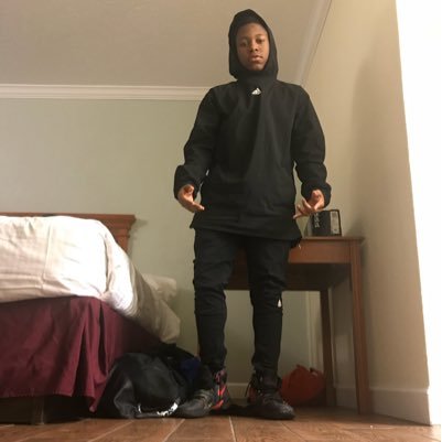 Aj04911903's profile picture. King at what I do grindin for the success get a 💰 FSU/UCF NFL NBA Fitness & Wellness