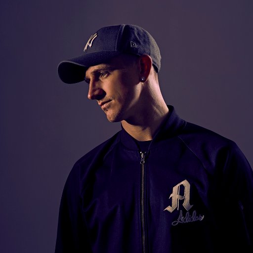 Promoter & Resident DJ / MC for Central Beatz. DJ & MC at License to Jungle Leeds, UK. Artwork for Metalheadz, Symmetry, Dispatch, Sofa Sound Bristol