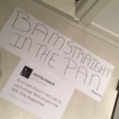 RtForAshton's profile picture. Please RT the link in my bio or pinned tweet:) It would mean the world to me for Ash to notice me!