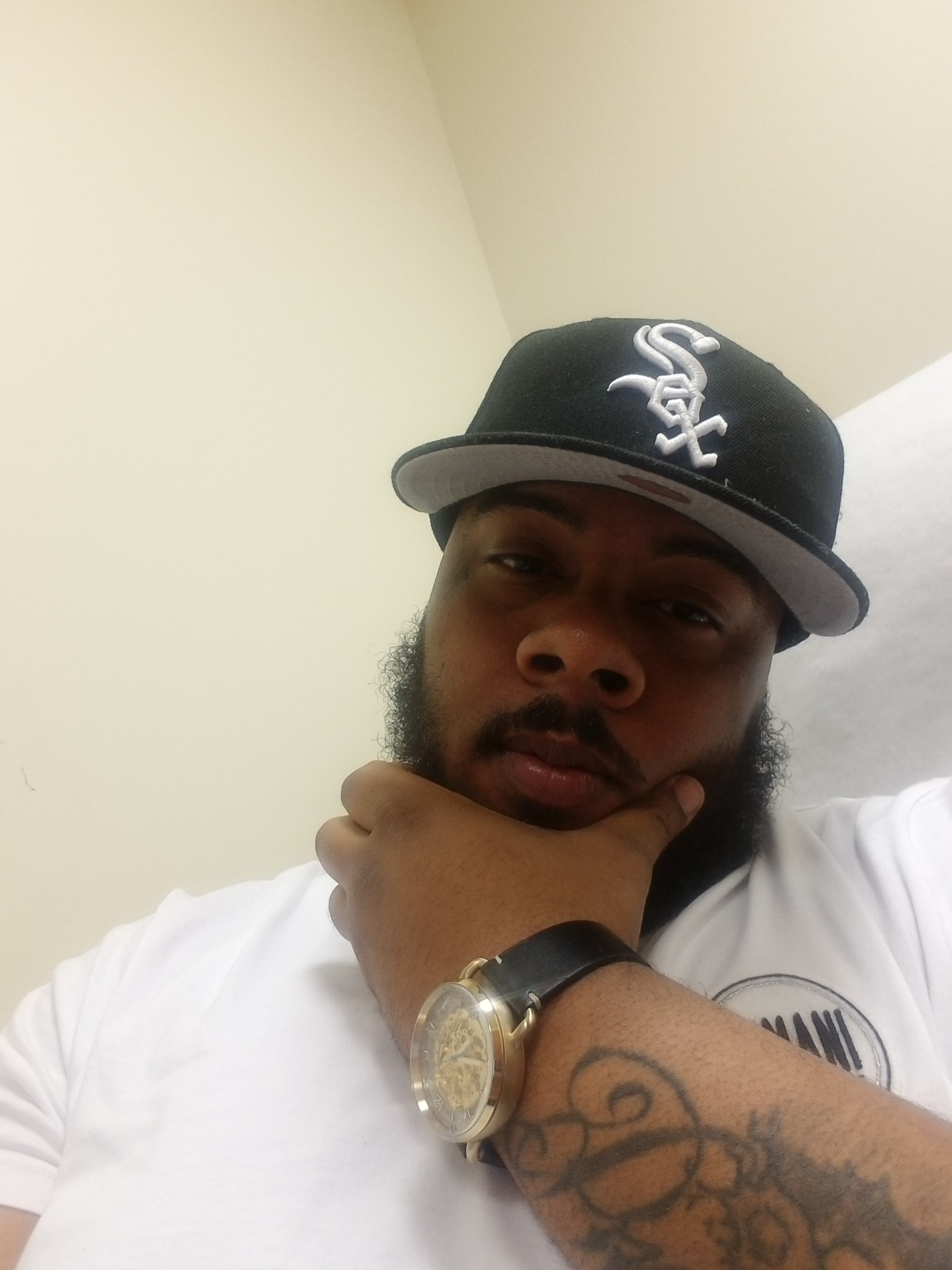 BWilling_202's profile picture. boys so what they can men do what they want