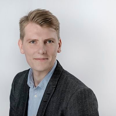 lund_rgensen's profile picture. Udtalt sympati for sygeplejerskers arbejdskamp - Jeg er gift med en! alle tweets for egen regning