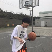 畠中祐 (@tasukubar0817) 's Twitter Profile