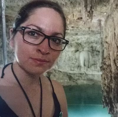 Ingénieur logiciel, curieuse de la philosophie agile et la sécurité informatique