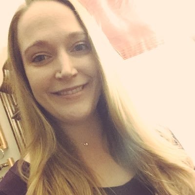 MoreNowAgain's profile picture. 💫🌜Thoughts, quotes & live tweeting🌛💫