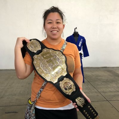 imallheart's profile picture. wife. mom. friend. teacher. media junkie. inconsistent exercise lover, love fun, the color orange, musicals, FOOD & mint chocolate