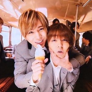 り On Twitter 圭人happy Birthday 24歳おめでとう あなたの笑顔 ギター姿 英語 全て大好きです 私も 圭人みたいに英語ペラペラになりたいから今年のイギリス語学研修頑張るね これからもいつも周りの人に優しくてジェントルマンな圭人でいてください 山田