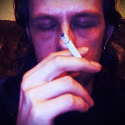 Dr. Drone Diaries Of An Emo Outcast Junkie since 1999 and MIDNIGHTRADIO since 2013 - all music, contact and more you finde here : https://t.co/yKG2hHp0Hv