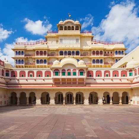 #GalaxyTour001 is a #besttravelagency and #touroperator in Jaipur, Rajasthan India.We provide #CarRental, #HotelBooking, #TourPackages, #JaipurSightseeing,
