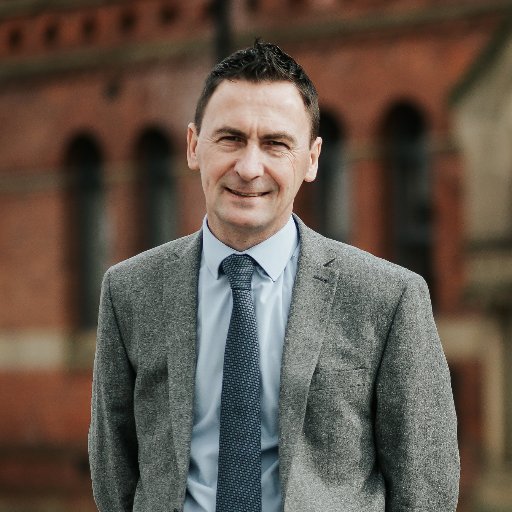 A member of the Royal Institution of Chartered Surveyors(RICS) & Association for Project Safety(APS) @whiteleyeaves