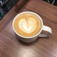 Kenya_c (@fresh_cra) 's Twitter Profile