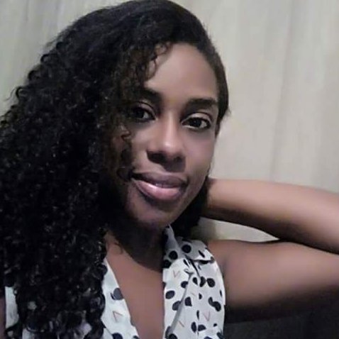 AllyneMoraesDk's profile picture. 