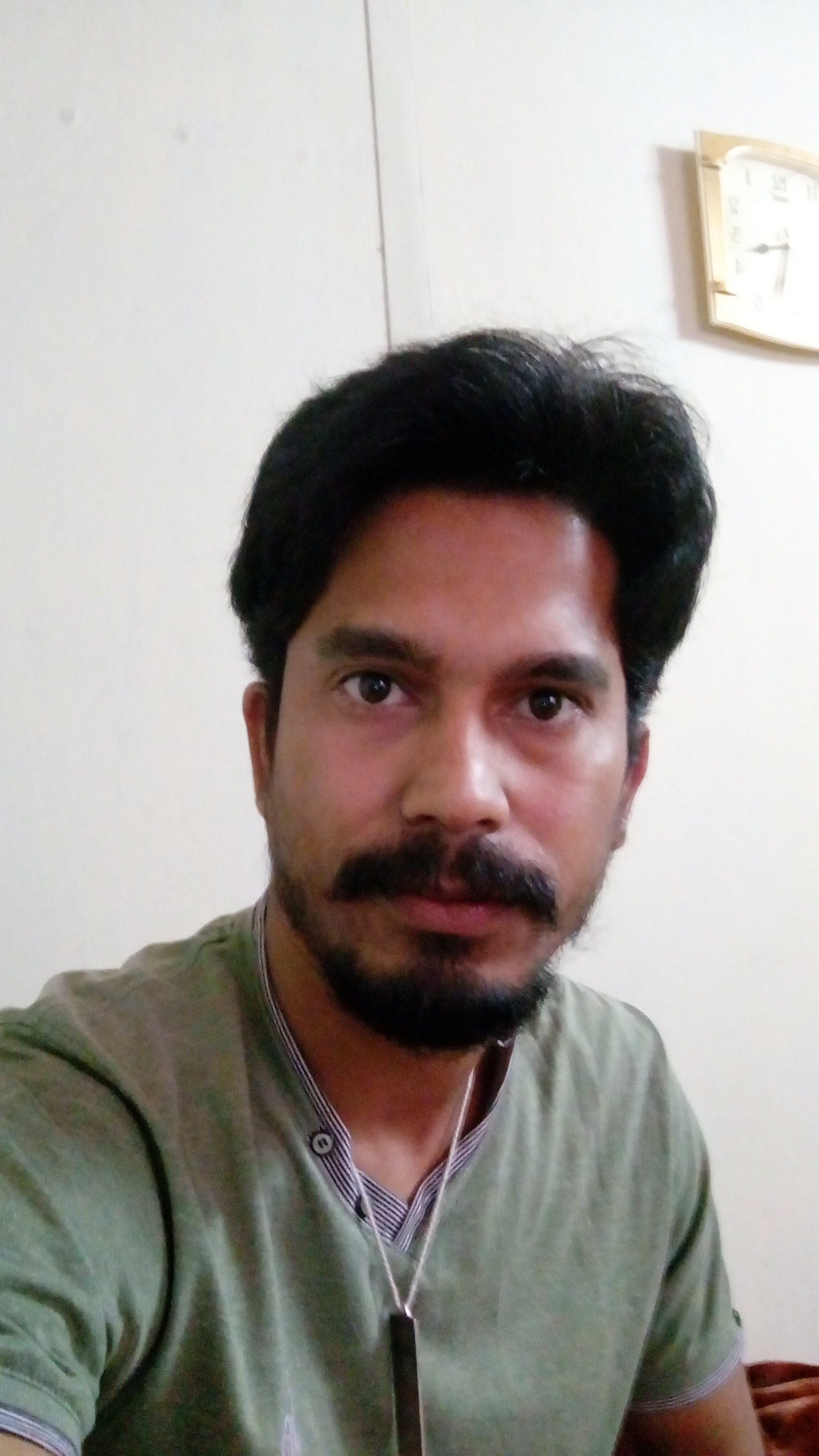rahul_kri's profile picture. think simple and get simple.