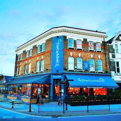 A friendly pub with Wanstead's biggest beer garden. Great range of Cask ale, beers and wines and food and weekly quiz night and great Sunday roasts