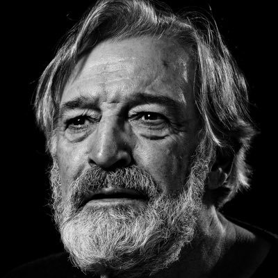 A one-man play about Ernest Hemingway by Rolf Hochhuth which premiered @finborough in 2018 | streaming until Oct 7th at https://t.co/4wAZP8FHJc