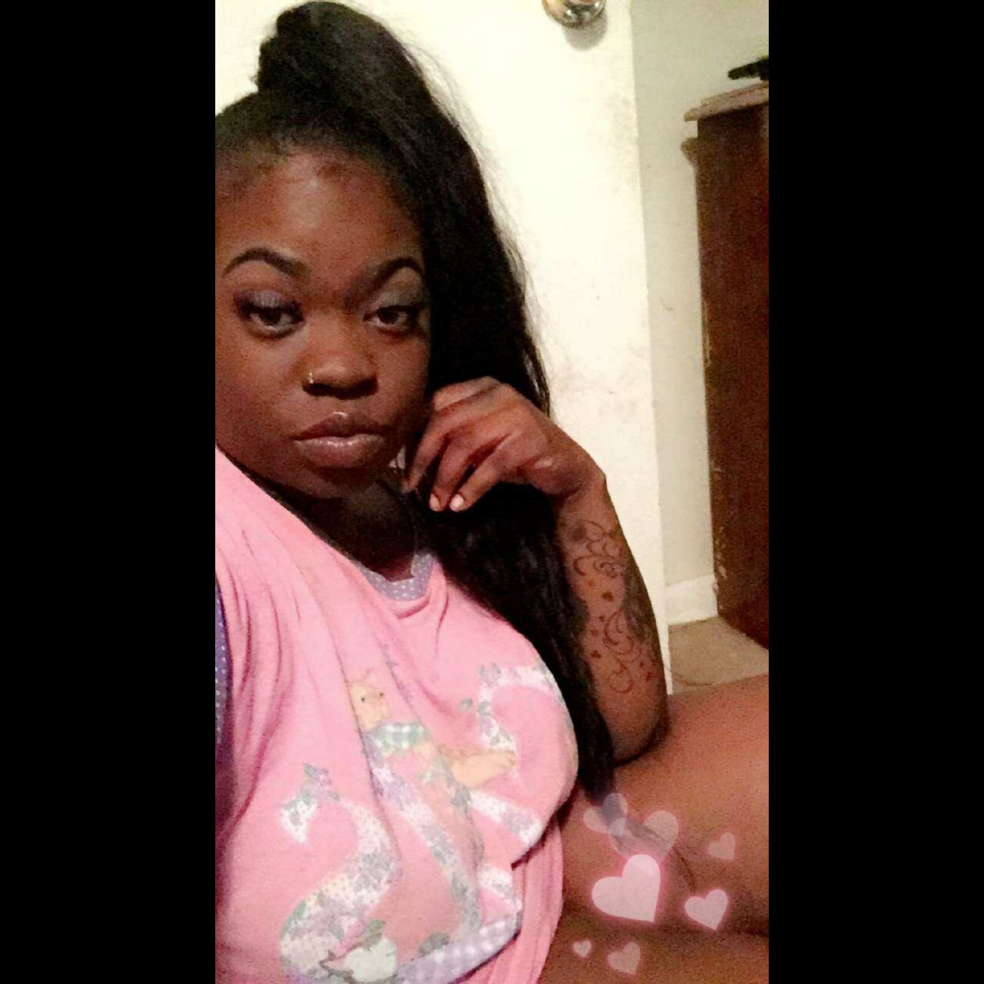 #thuginparadiseQB . ❤ | #eatorgetate ♥️
👻 : rionnaxcenee