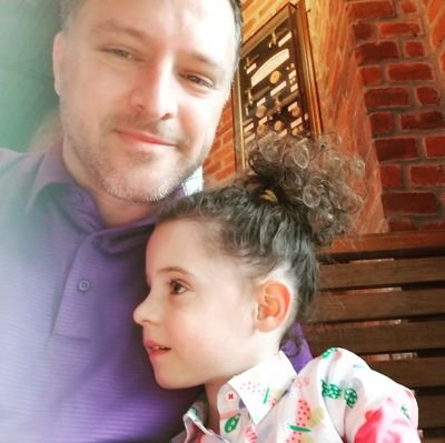 DrLHands's profile picture. Father [] Fix People's Spinal Cord and Spine with Advanced Chiropractic Care [] Functional Rehabilitation [] Diabetic [] Life Without a Rear View Mirror