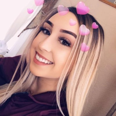 23. Business major. shoot your shot