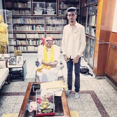 I belongs to Dravidian stock🖤❤️ Executive Assistant cum Personal Secretary to Chairman & Managing Director of Kumudam Groups Mr.Varadarajan sir❤️