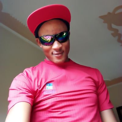 SulahRandy's profile picture. Being me makes me human,,Proud of myself.AND ASLO
 a real HiFi enthusiast 🎧🎧 🔊
♥️♥️ LOVING GOD ♥️♥️